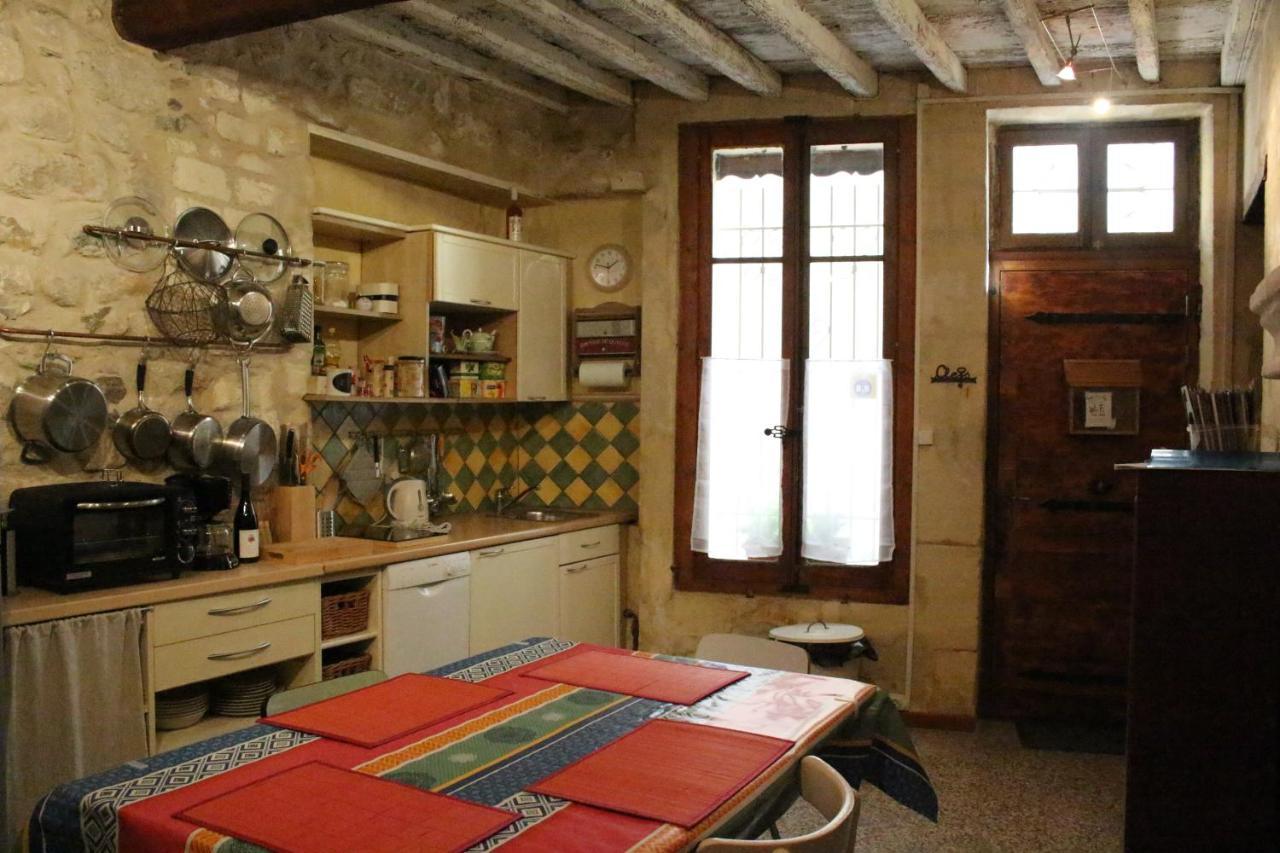 La Maison De Lara Villa Arles Esterno foto